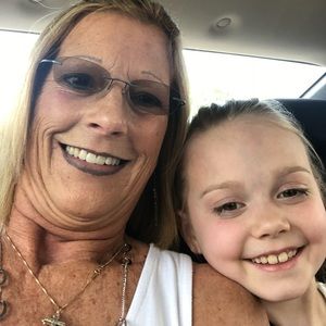 Meet your Posher, Sherry